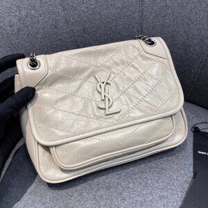 Saint Laurent Niki flap YSL shoulder bag in White wrinkled calfskin